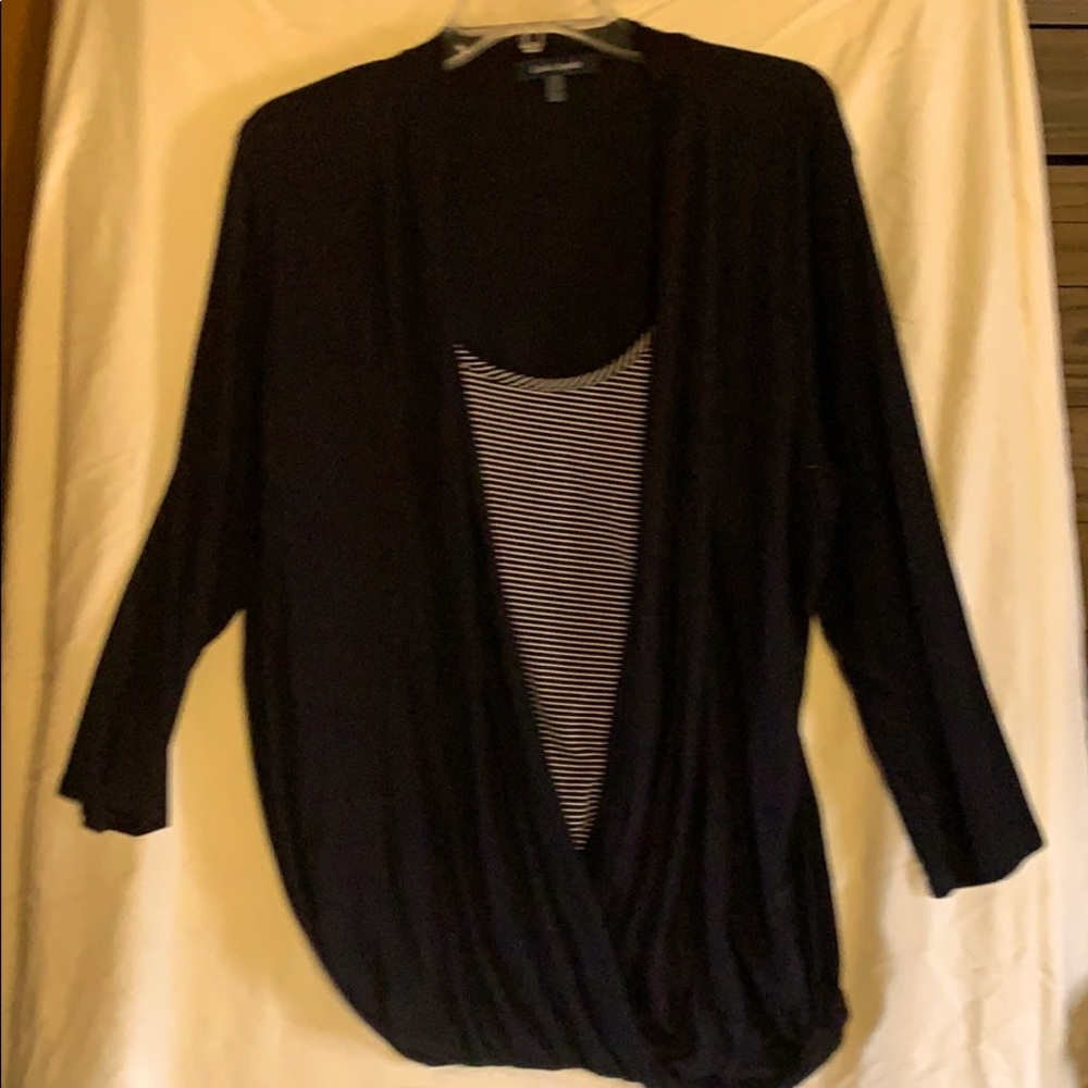 Three quarter length sleeve casual